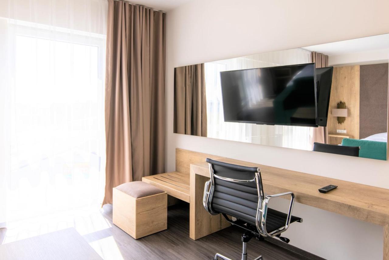 Luxstay Karben Neue Mitte - Self-Check-In Екстер'єр фото